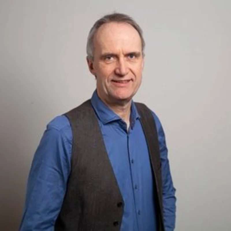 Porträtfoto von Elmar Holterhof